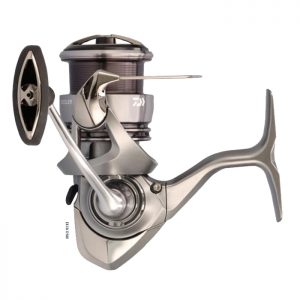 Carrete Daiwa Exceler LT 2023 — cuerpo Zaion V y bobina Air Spool